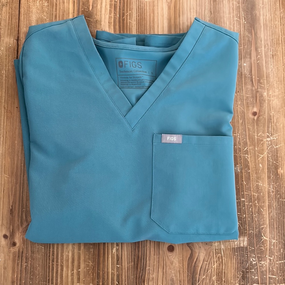 Figs Hydrogreen Catarina One Pocket Scrub Top